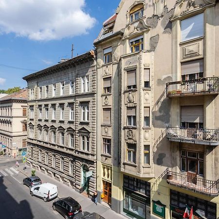 Lonyay Grand Central Budapest Exterior photo