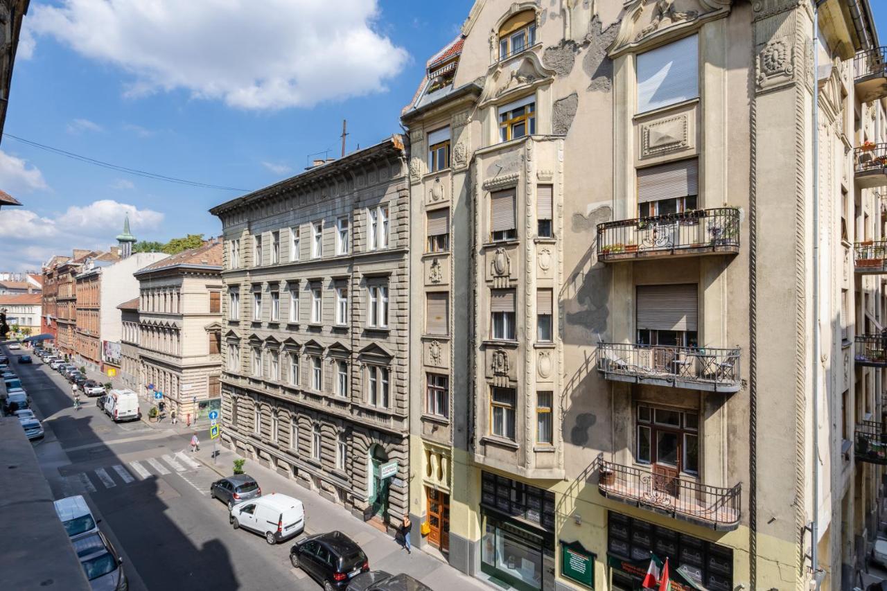 Lonyay Grand Central Budapest Exterior photo